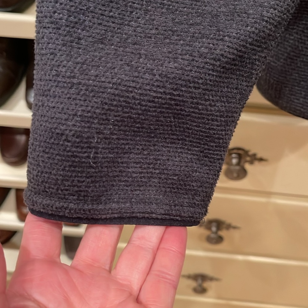 Perfect Condition Under Armour Pullover - image 5